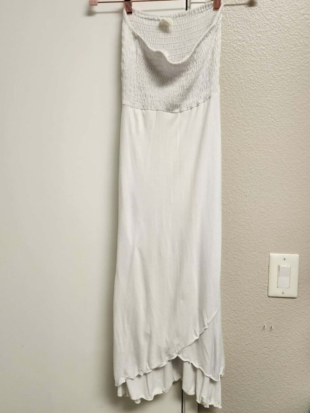 Modern Kiwi White Smocked Strapless Maxi Dress/Skirt | Size L